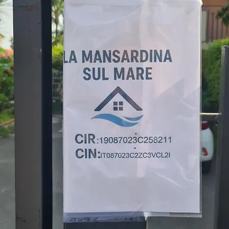 La Mansardina Sul Mare - 마스칼리